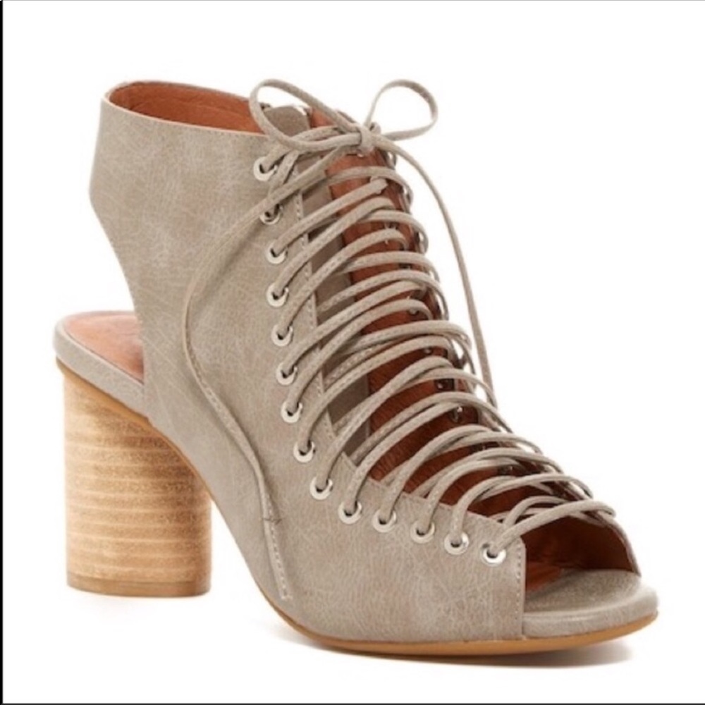 Jeffrey Campbell lace up peep toe Covet 7